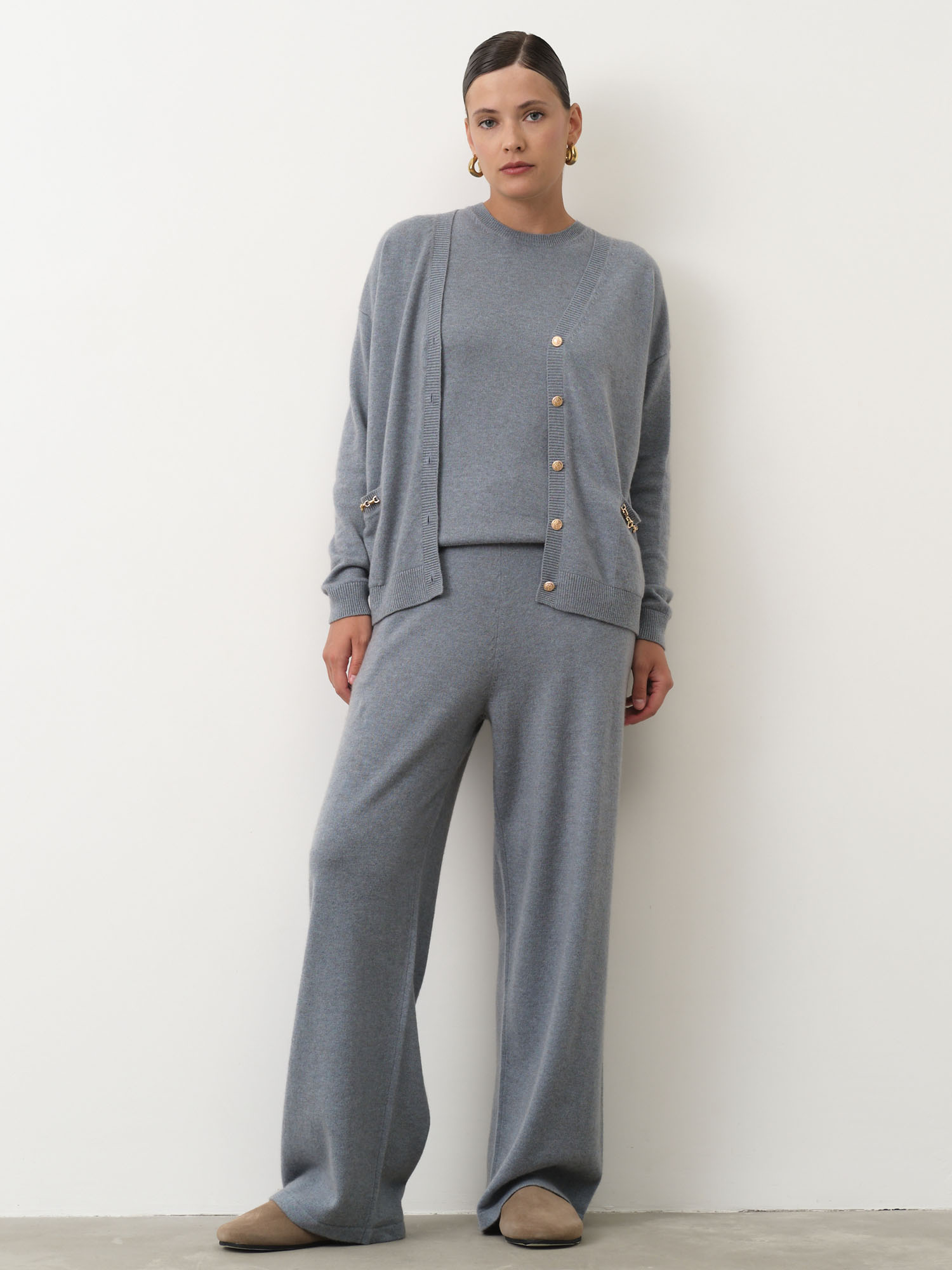 Кашемир для женщин: тренды и советы