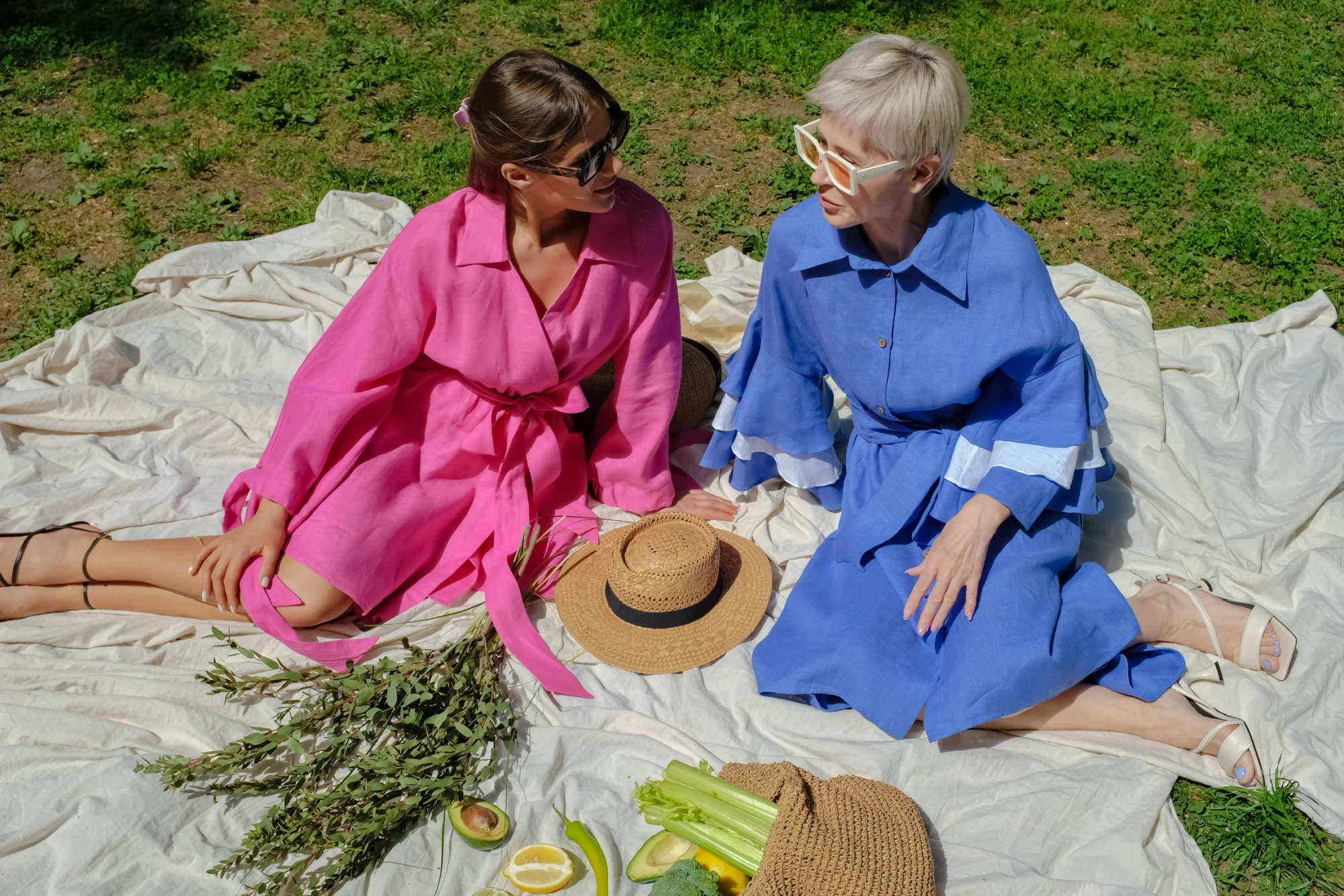 яркие платья из льна