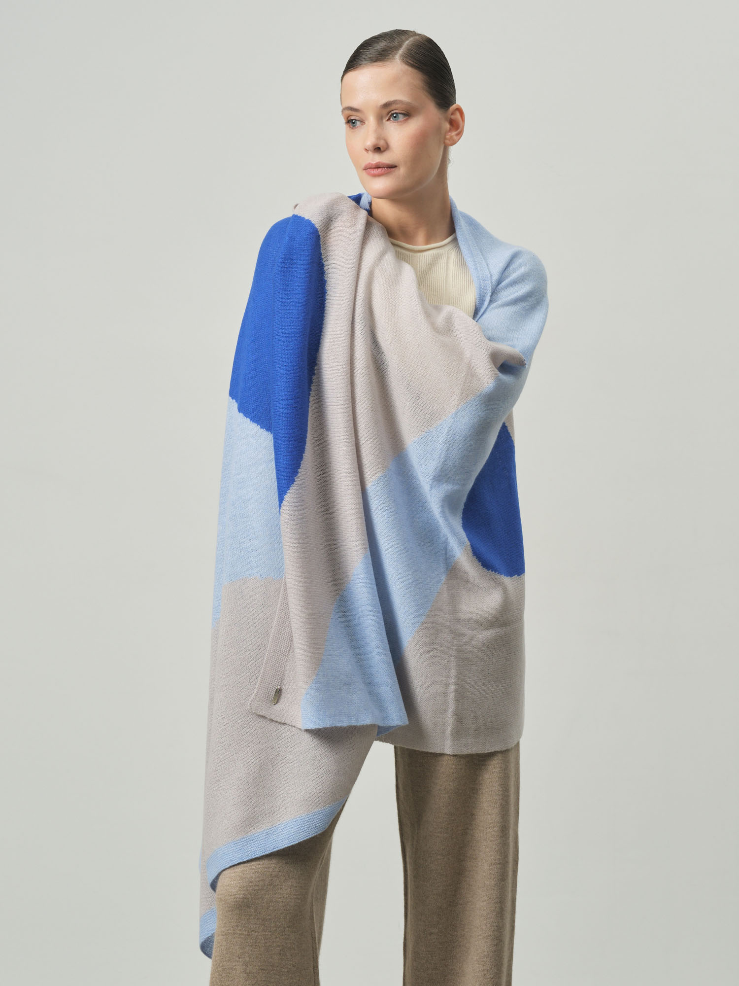 модный палантин